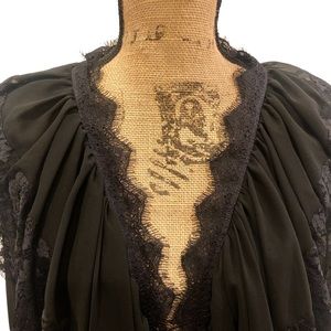 Nasty Gal tie front sheer eyelash lace bell sleeve ruffled shirt size large